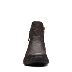 Clarks Magnolia Haley 26174341 Womens Brown Leather Ankle & Booties Boots