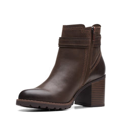 Clarks Leda Strap 26174960 Womens Brown Wide Leather Ankle & Booties Boots