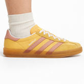 Adidas Originals Women's Yellow/Wonder Clay Gazelle Indoor Shoes IE2959 (No Box)