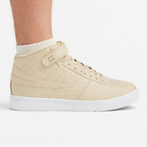 FILA Men's Vulc 13 Distress Sneakers, Beige, 1CM00231-926