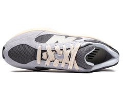 New Balance Warped Runner