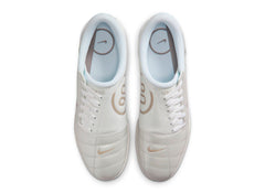 Nike Total 90