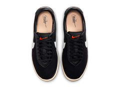 Women's Nike Astrograbber Textile in Black / White