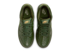 Women's Nike Dunk Low SS in Carbon Green