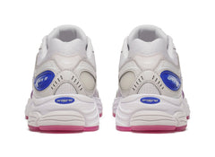 Saucony Progrid Omni 9 in White / Dusk
