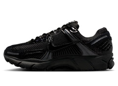 Women's Nike Zoom Vomero 5 in Black