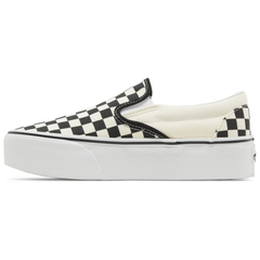 Vans Mens White Classic Slip-On Stackform Sneakers, VN0A7Q5RTYQ