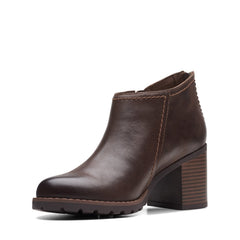 Clarks Leda Step 26174958 Womens Brown Wide Leather Ankle & Booties Boots