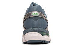 Asics Gel-Cumulus White / Ironclad 16