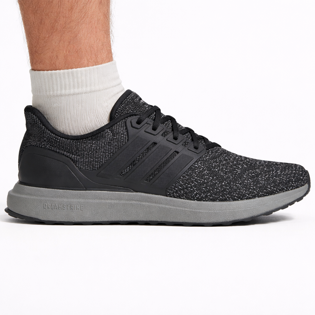 Adidas Men's Black Ultradream Running Shoes, JP7690