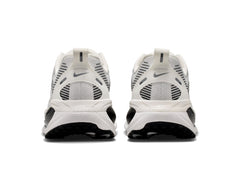 Nike Vomero 18