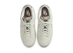 Women's Nike Dunk Low