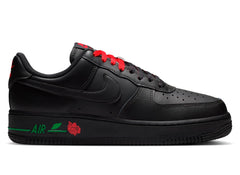 Women's Nike Air Force 1 '07 SE in Black / Sport Red